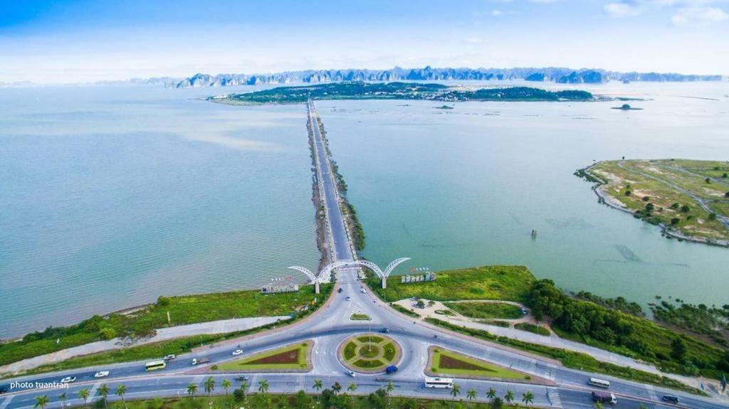 Dragon Hotel Ha Long Exteriör bild