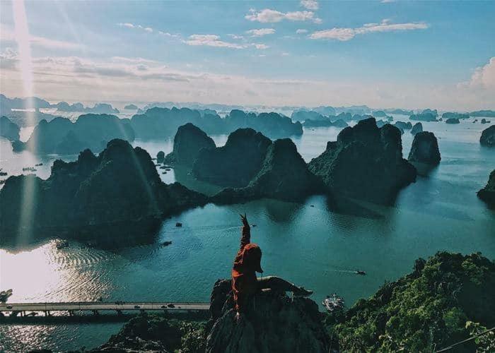 Dragon Hotel Ha Long Exteriör bild